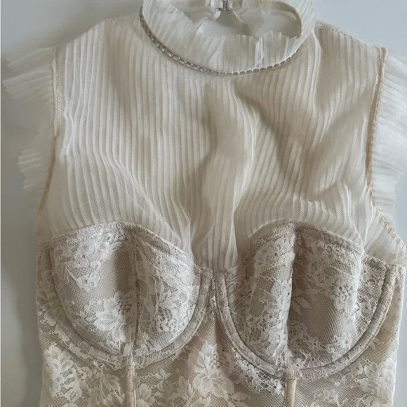 Victoria's Secret Cream Lace Midi Top 32 D - Picture 8 of 9